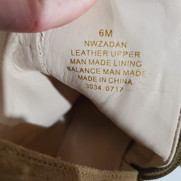 Nine West Zadan Suede Leather Kitten Heel Ankle Boots Size 6 Steampunk Victorian - Picture 9 of 11